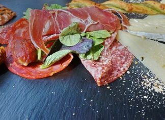 Kawa Espresso - mała, czarna, mocna