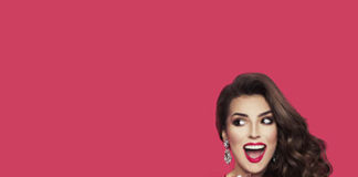 Niecodzienny makijaż sylwestrowy – na co postawić w tym roku?