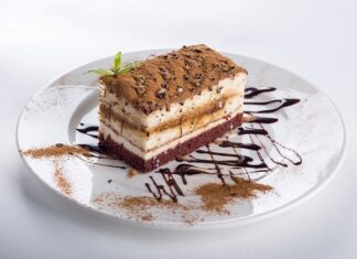 Ile kalorii ma jeden Krakers Lajkonik?