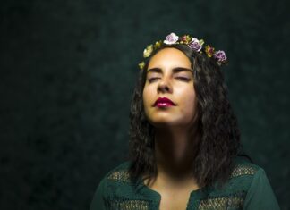 Jak zamknąć kosz na śmieci?