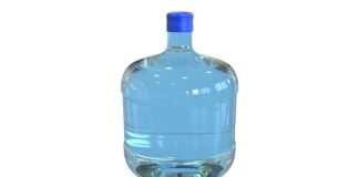 Ile litrów ma kosz na śmieci pod zlewem?