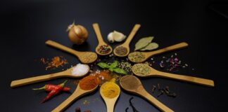 Jak przyprawić ser kozi?