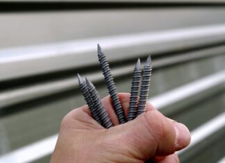 Jak mocować rośliny do korzeni? Jak mocować rośliny do korzeni?